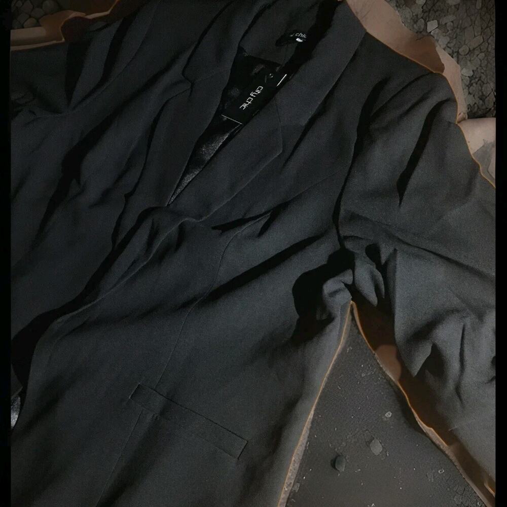 City Chic Suit Blazer With Cufflinks open Style 00138092 3/5 Sleeve Black Size M